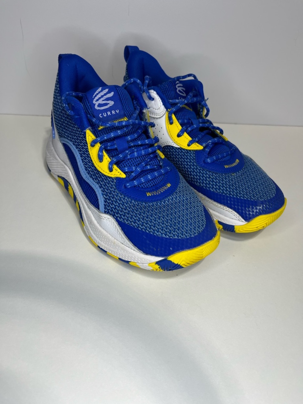 Under Armour Curry 3Z24 Basketball Shoes Kids Blue Yellow White Size 5